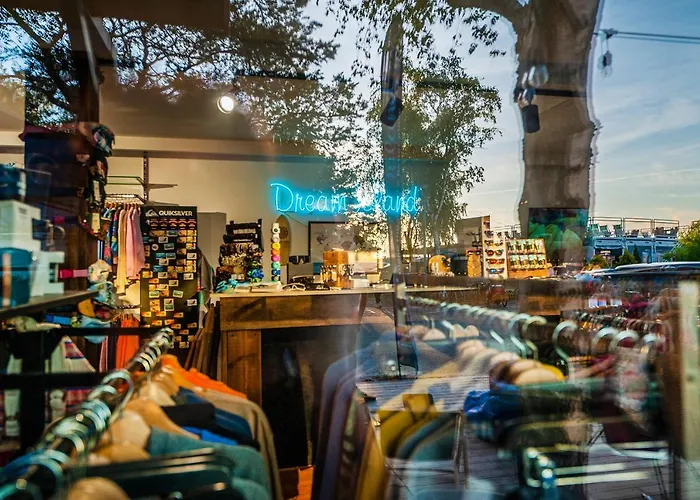 Maszoperia Sun4hel Kite & Wind & Surf Kamp alanı Jastarnia